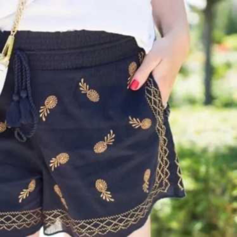 J. Crew Navy Blue Gold Pineapple Embroidered Shorts 100% Cotton Elastic Waist M - Picture 2 of 5